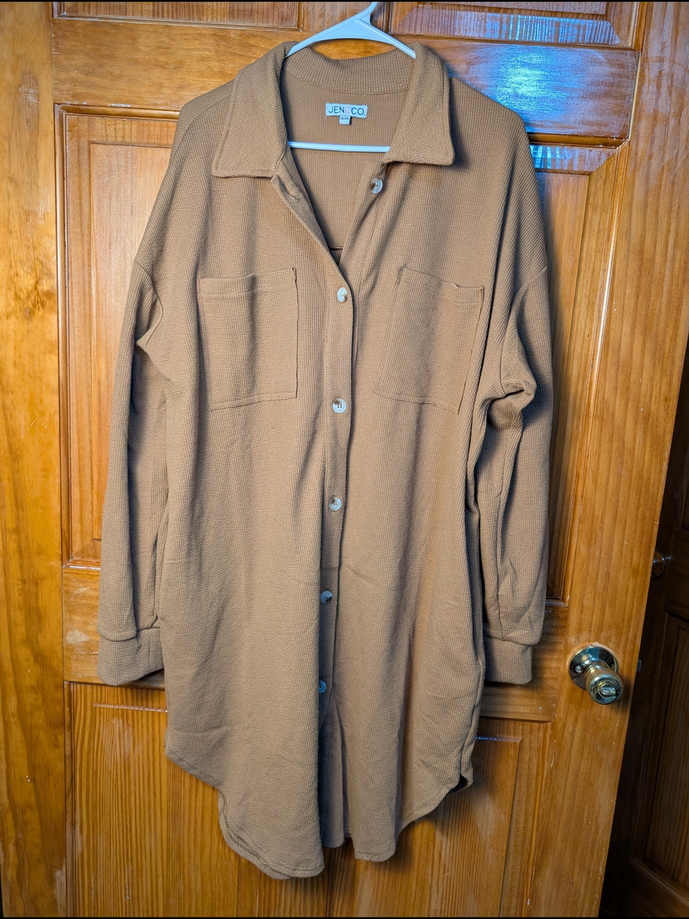JEN + CO Long Button-Front Dress Shirt in Camel Brown